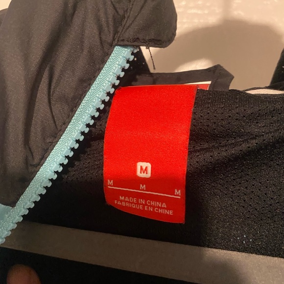 Nike sportswear Windrunner jacket - Picture 3 of 3